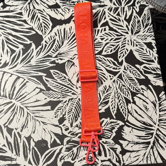 Crossbody strap - Picture 1 of 1